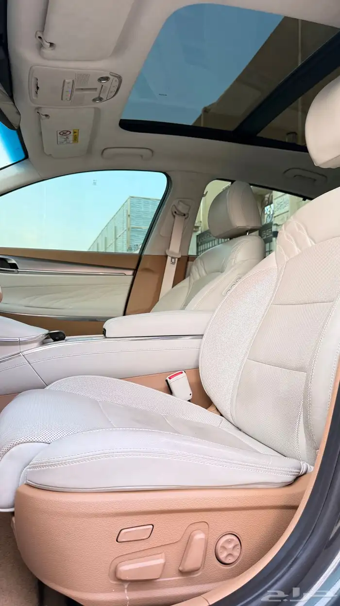 هونداي ازيرا 2020 ( بنزين ) فل كامل بانوراما 9