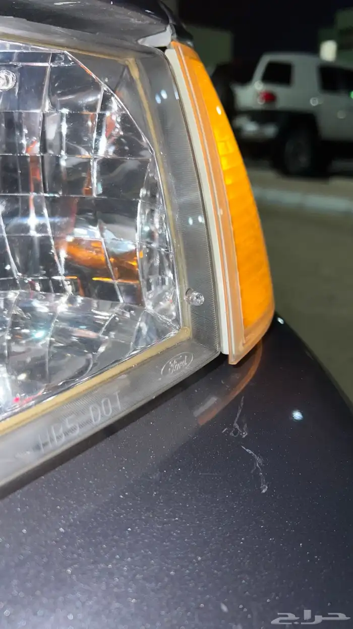 فورد كراون فيكتوريا بوليسي 13