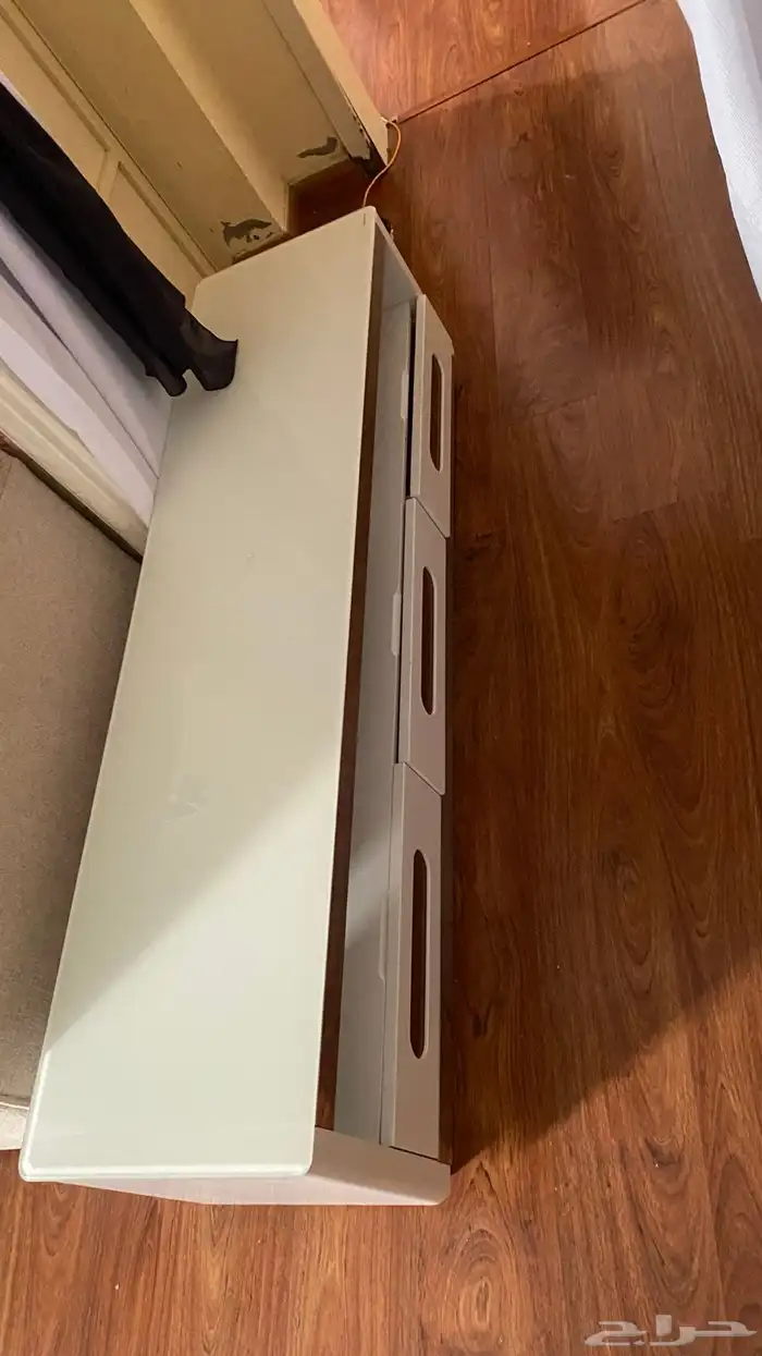 طاولة و مغسلة 3