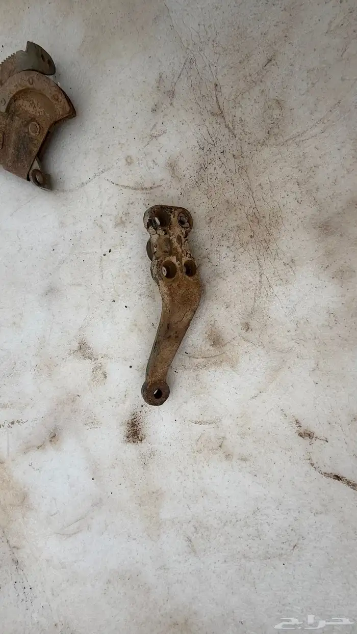 قطع غيار شاص ربع 77 الى 84 مستعمل 72