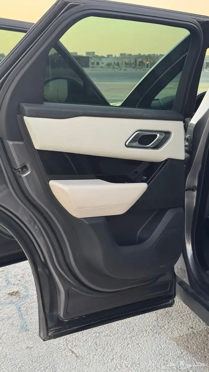 رنج روفر فيلار 2019 سعودي 13