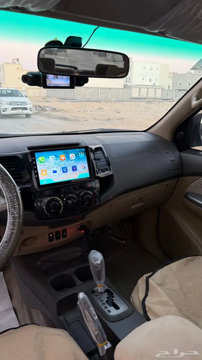 فورتشنر 2014 نضيف جدا 13