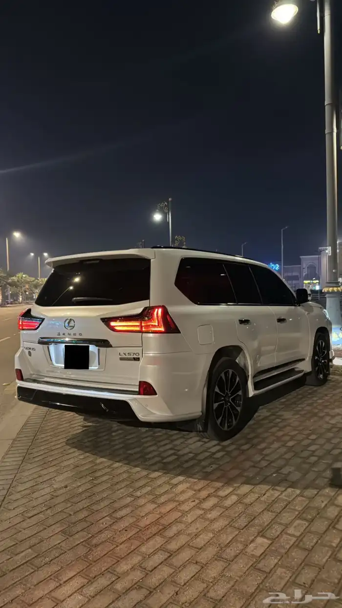 جيب لكزس بلاك ايدشن 3