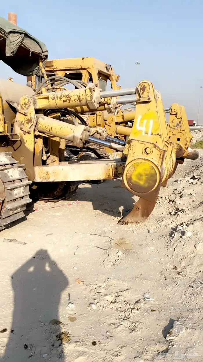 للبيع بلدوزر كوماتسو D155A 2