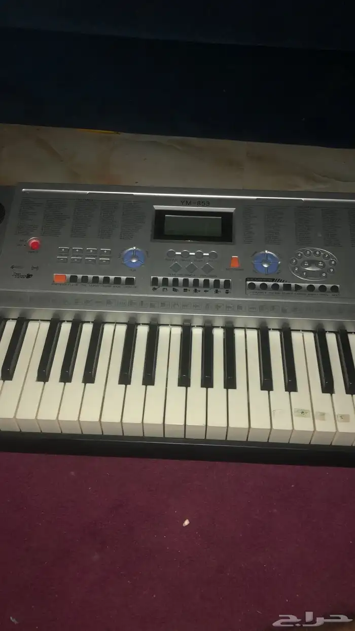 بيانو للبيع بي 400 او 300 1