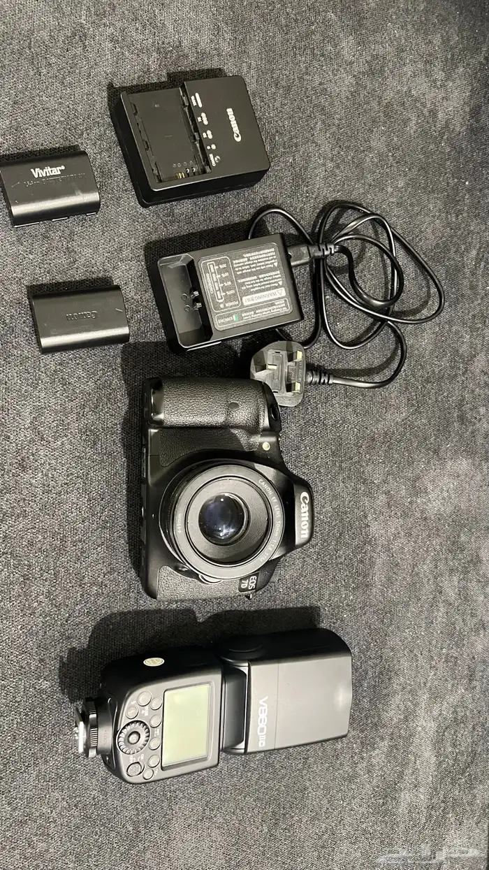 كاميرا كانون 1