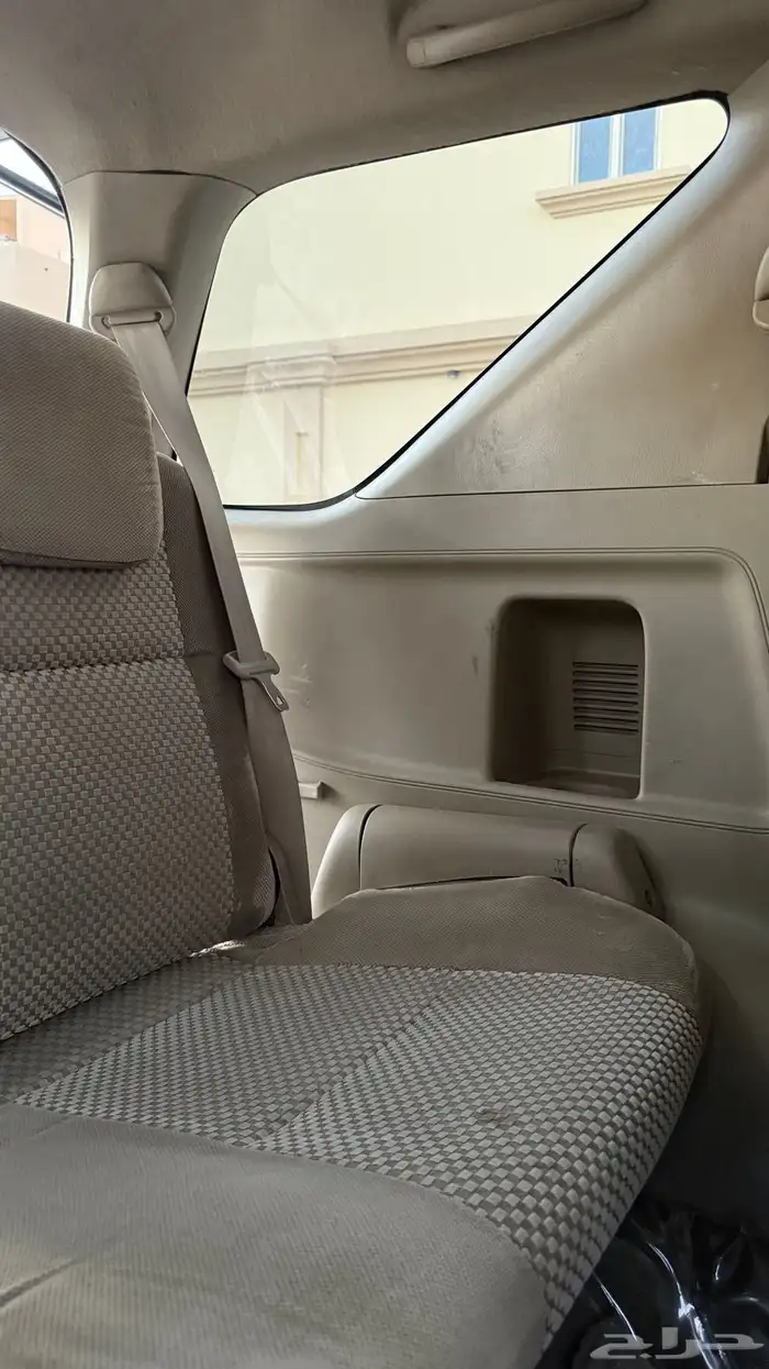 فورتشنر 2014 نضيف جدا 23