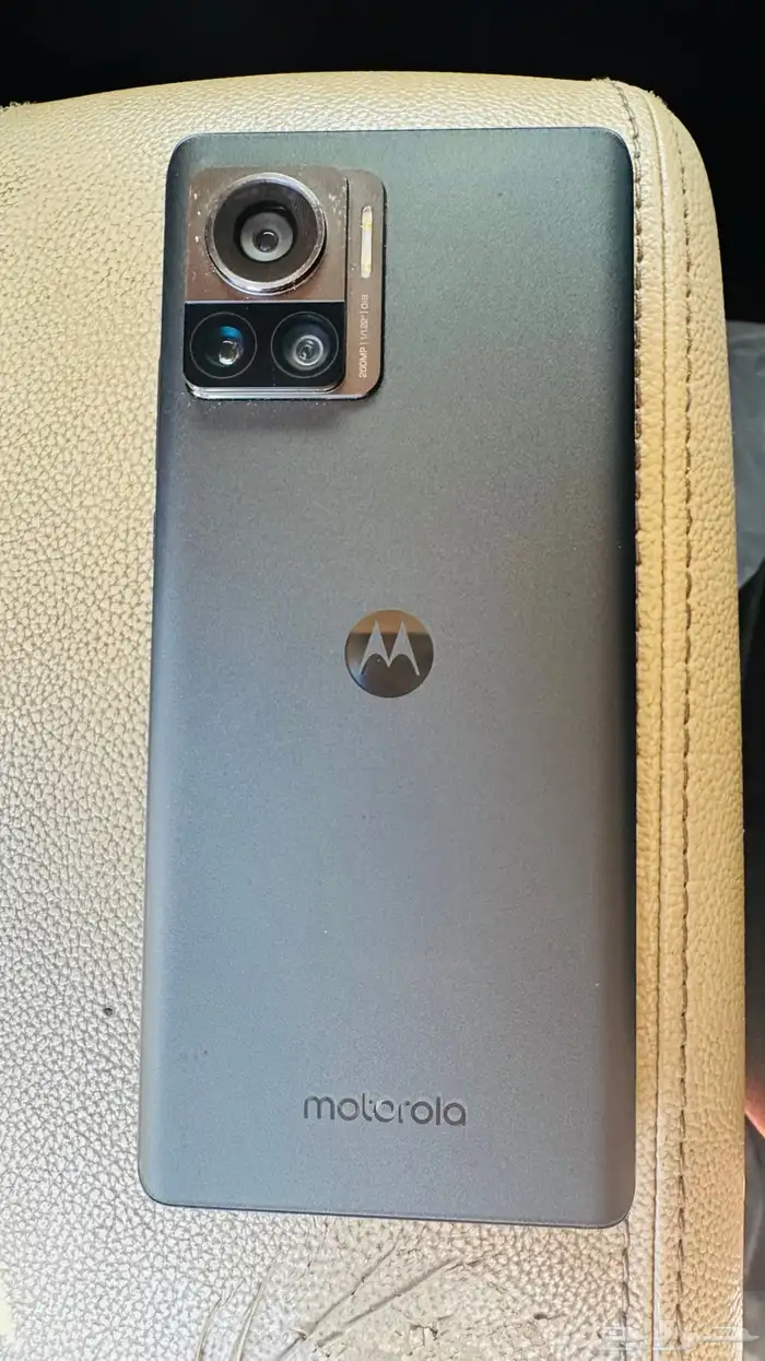 Motorola 30 ultra 1