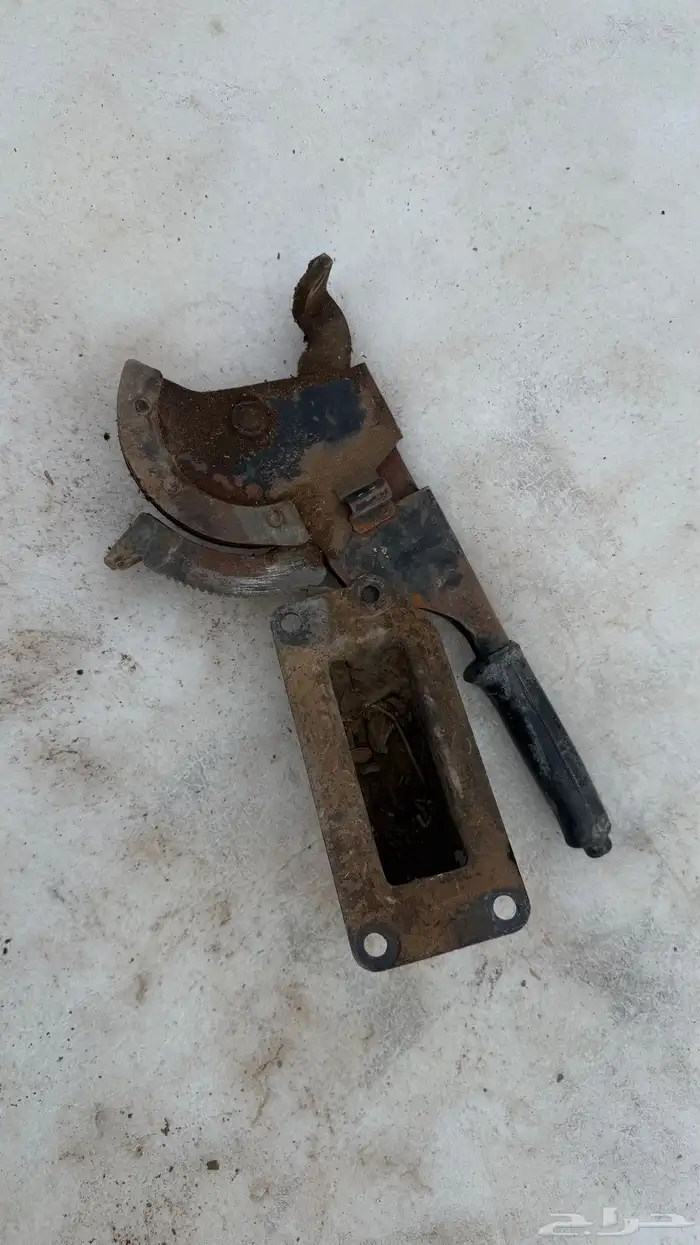 قطع غيار شاص ربع 77 الى 84 مستعمل 43