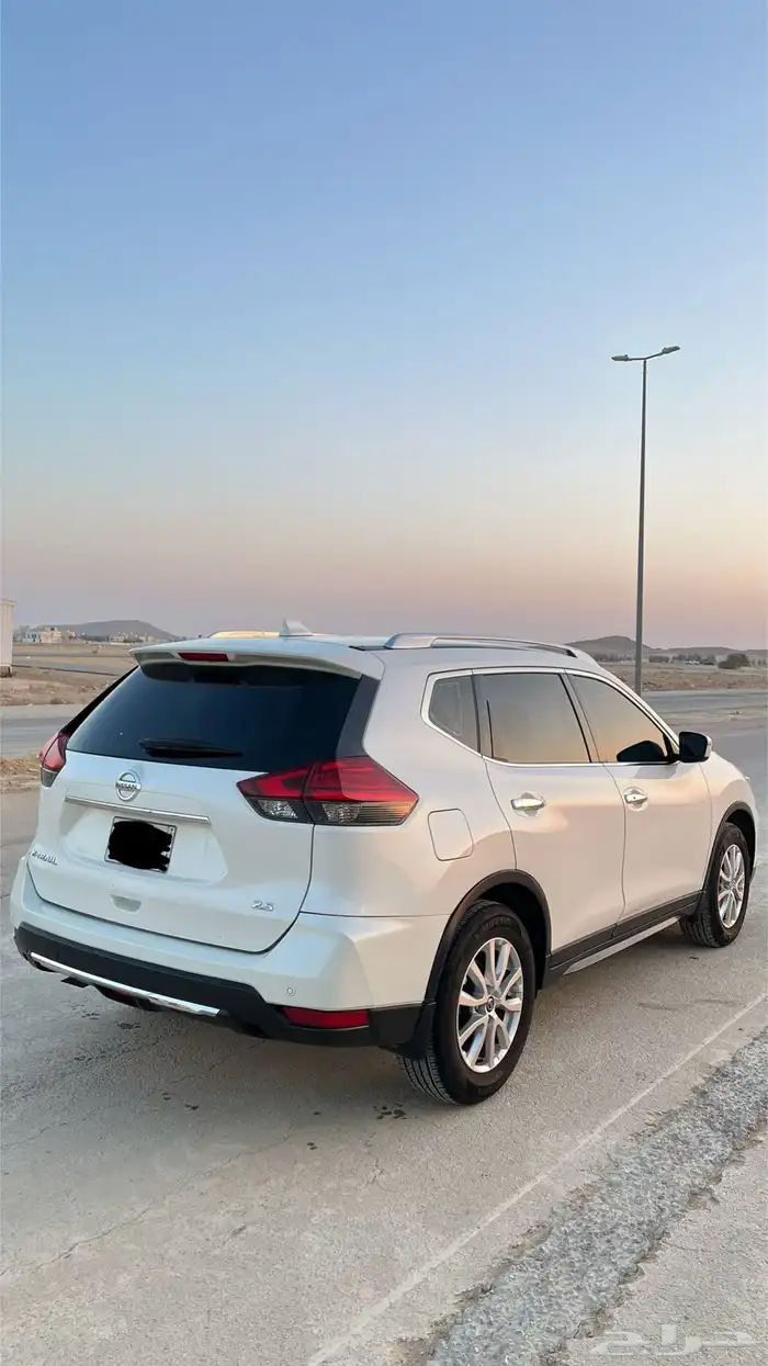 اكس تريل موديل 2022 13