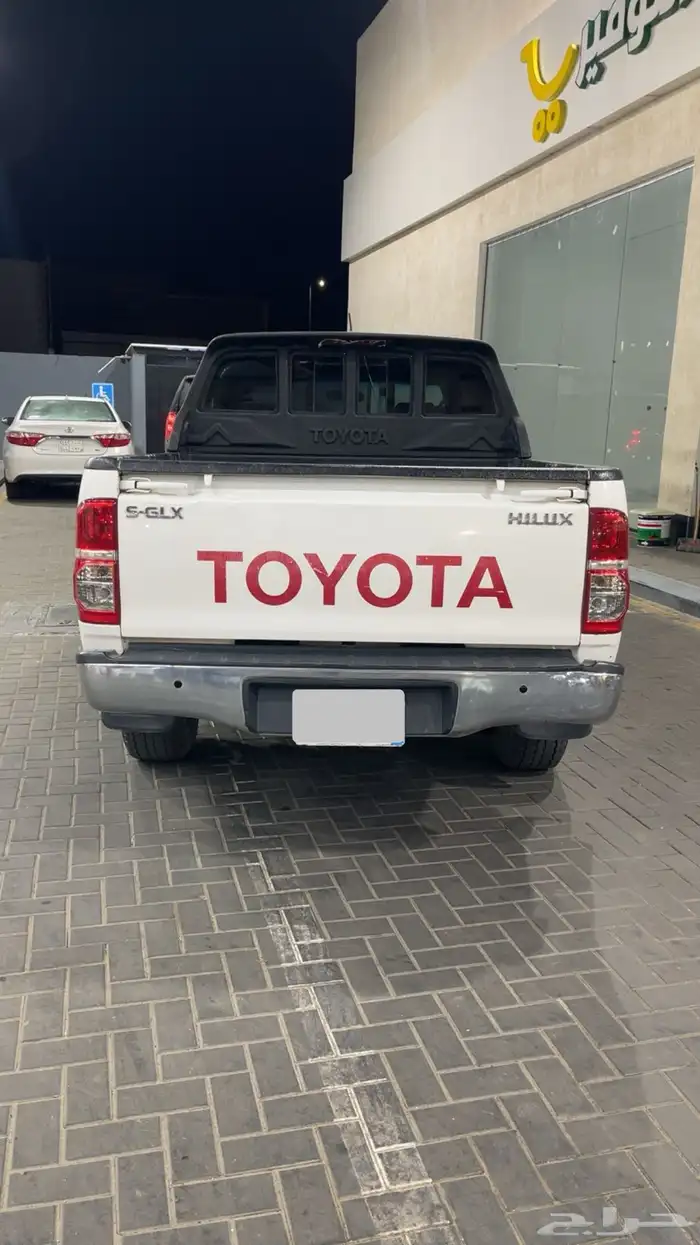 هايلوكس دبل 4