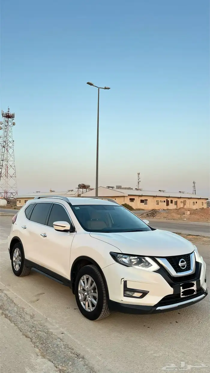 اكس تريل موديل 2022 16