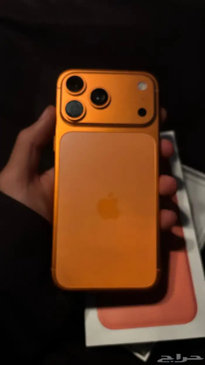 آيفون 17 برو ماكس هاي كوبي طبق الأصل 3