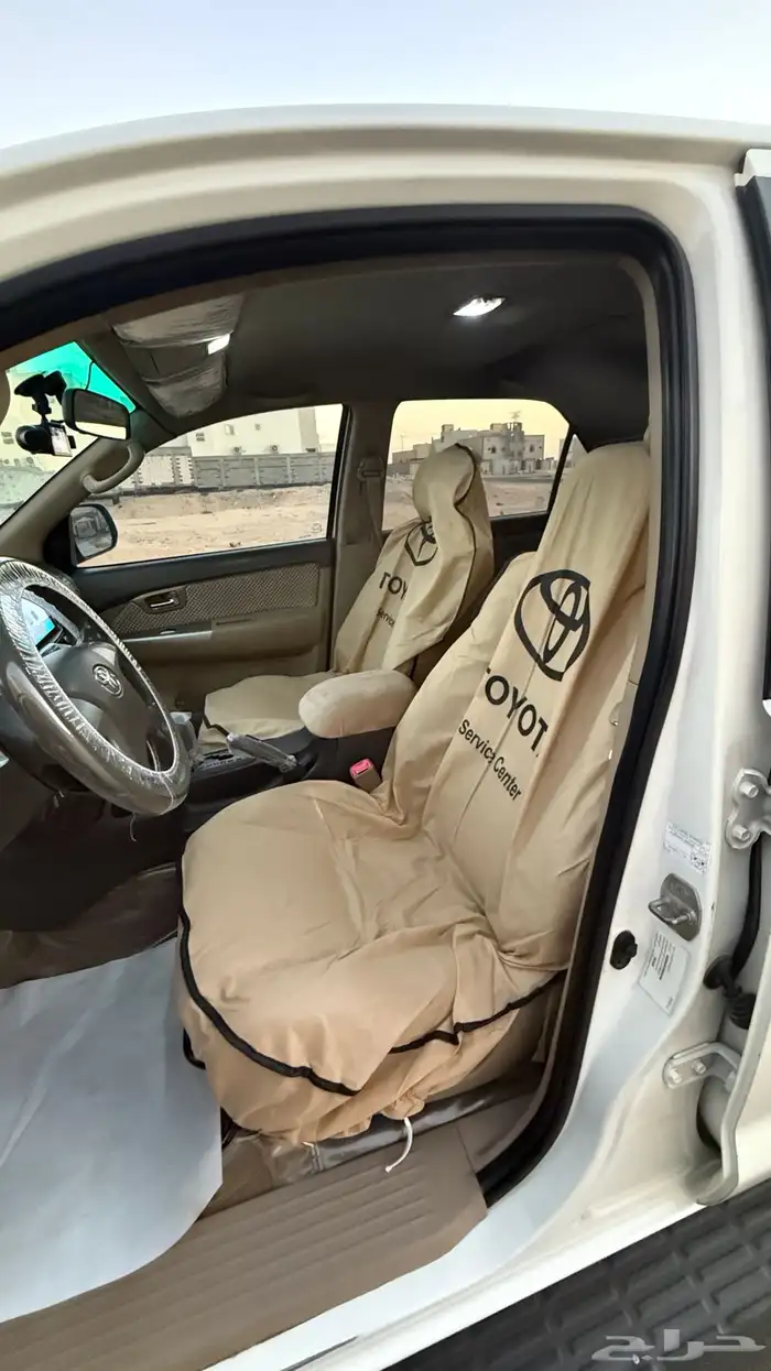 فورتشنر 2014 نضيف جدا 28