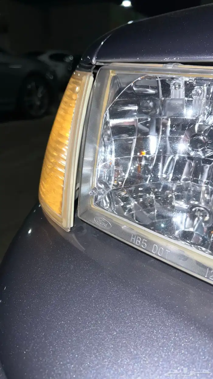 فورد كراون فيكتوريا بوليسي 8