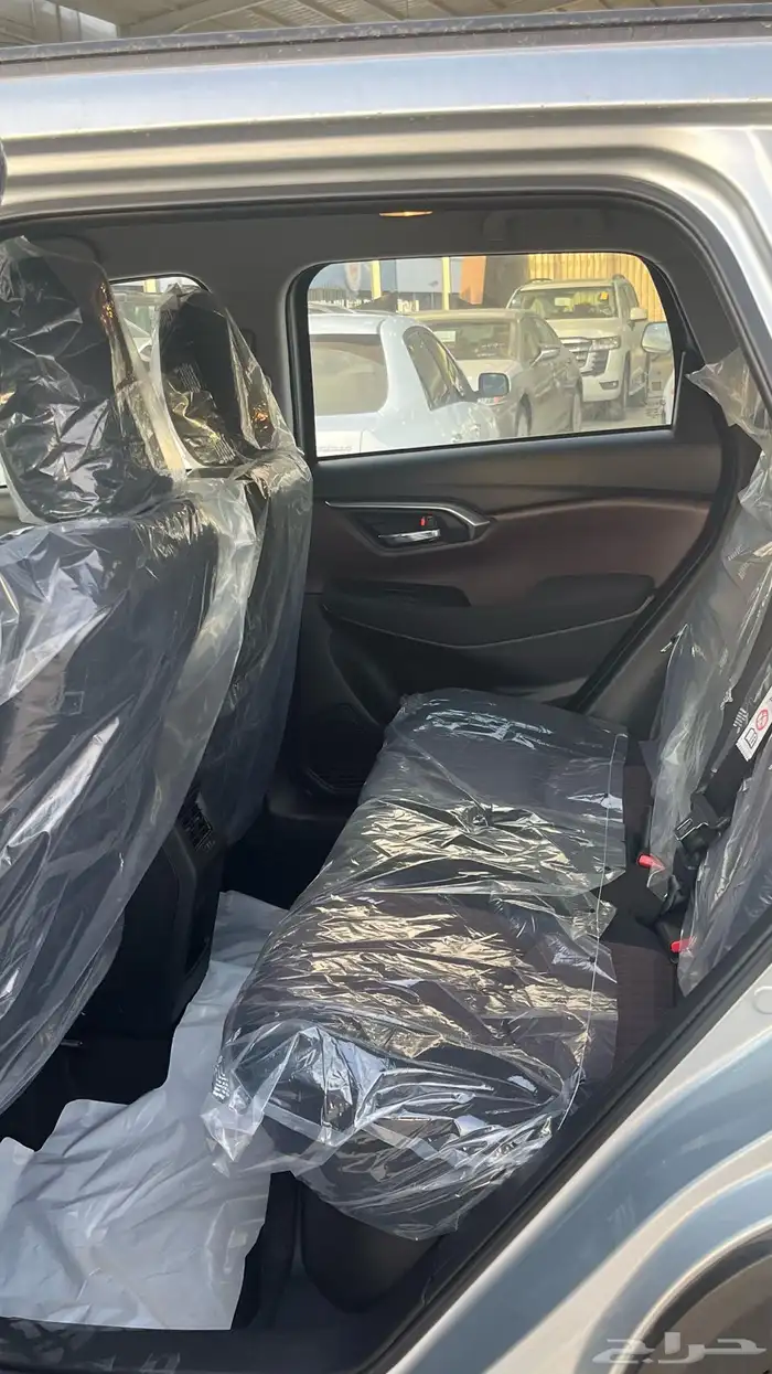 تويوتا اوربان استاندر GL 2026 1