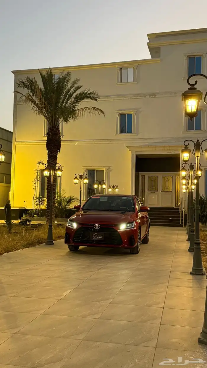 تويوتا يارس 2024 فل كامل مخزنة 16