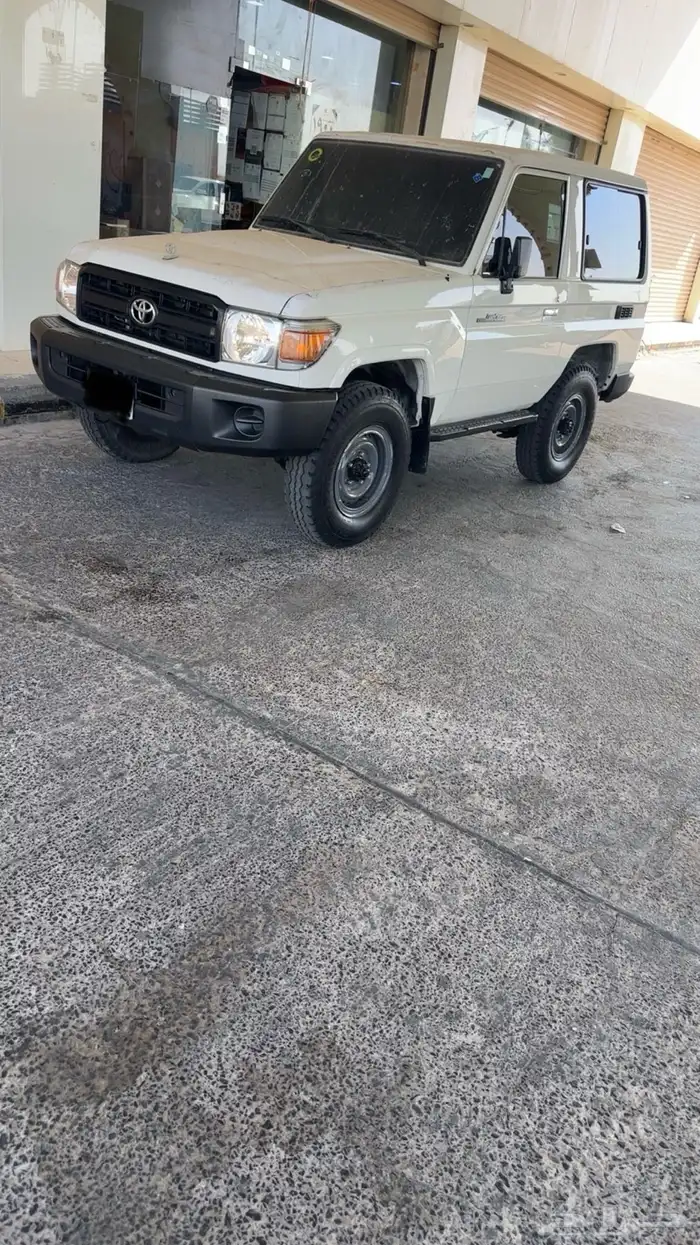 جيب ربع بوليسي 1