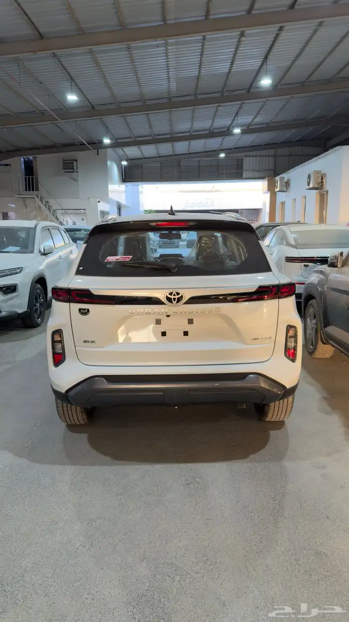 تويوتا أوربان كروزر 2026 GLX فل كامل للبيع الكاش والأقسام 4