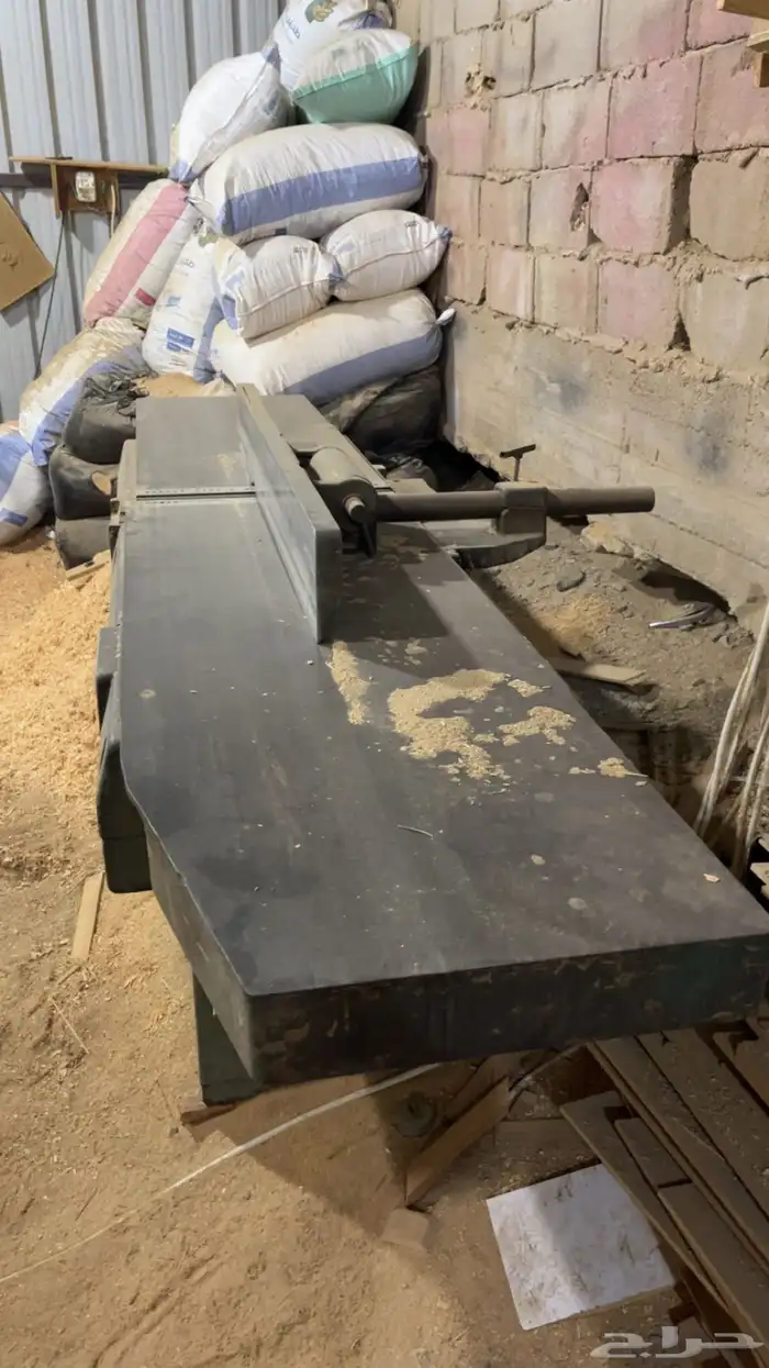 معدات ( نجارة ) منجرة للبيع كاملة 0
