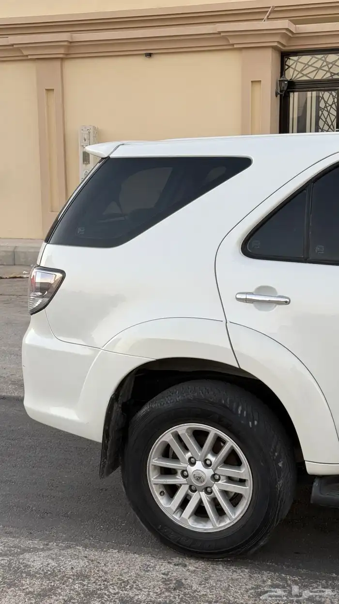 فورتشنر 2014 نضيف جدا 3