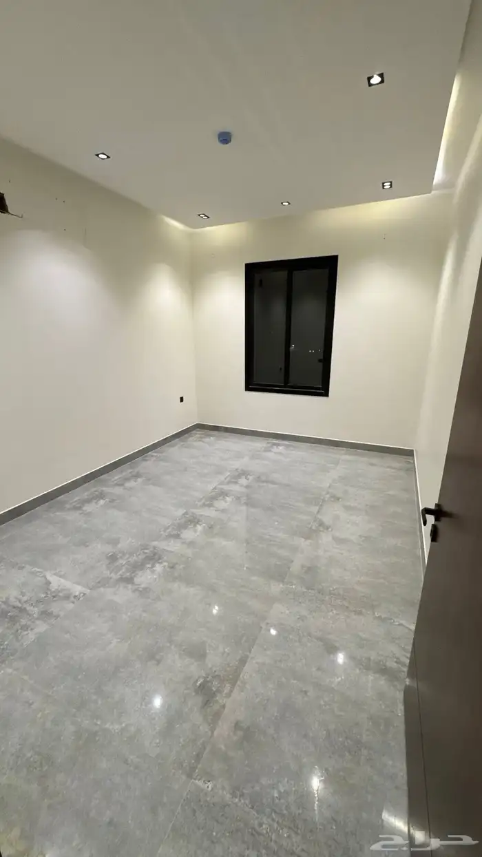 شقة للايجار حي المهدية 8