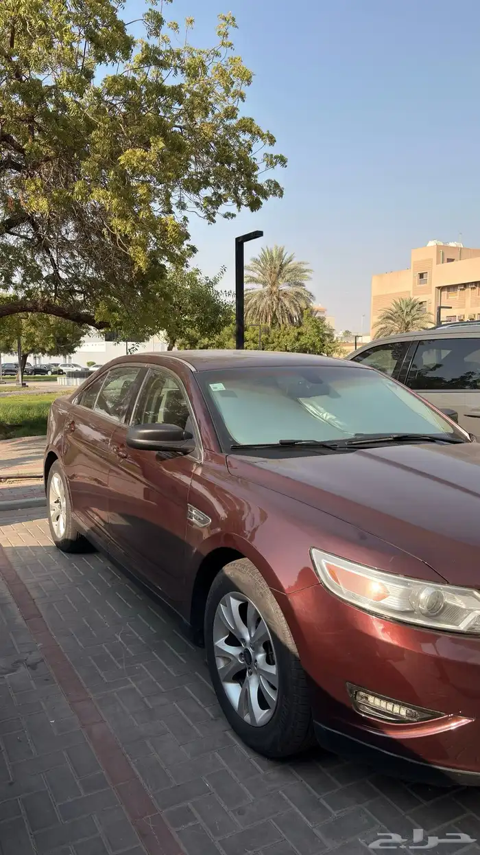 للبيع فورد تورس موديل 2012 9