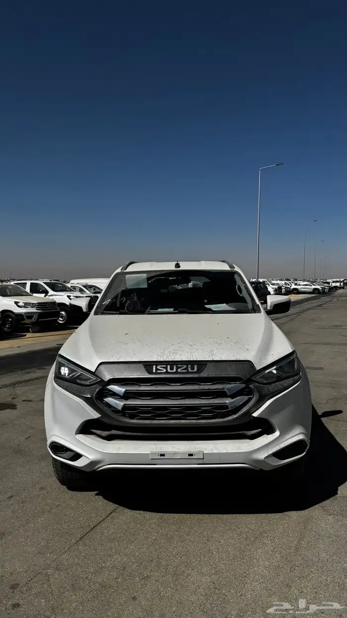 عرض إليوم لايفوتكك  ايسزو 2023 MU-X فل كامل بسعر  112 700 5