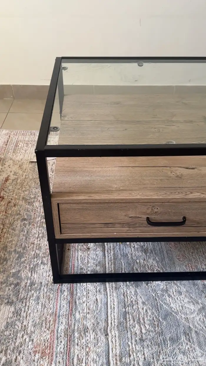 طاولة   اثاث 1