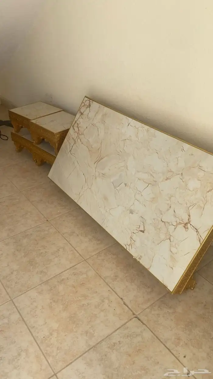 حنافيه و طاولة ضيافة للبيع 1