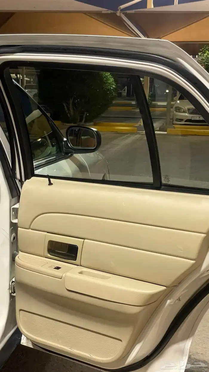 فورد 2011 حكومي 17