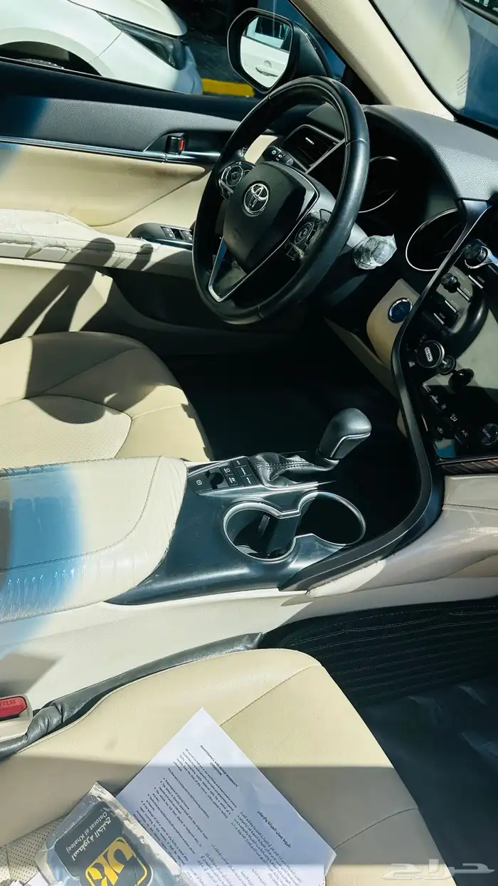 تويوتا كامري هايبرد غراند ي 2020 9