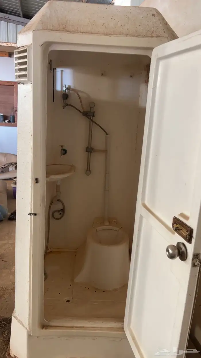 مخيم دورة مياه حمام 1