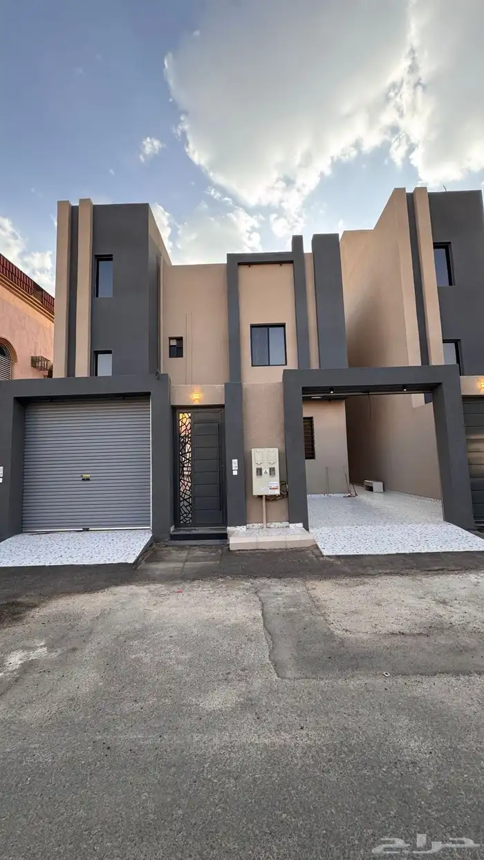 للبيع دور ارضى 6 غرف مع حوش وبايكه من 550 الف بالخميس 0