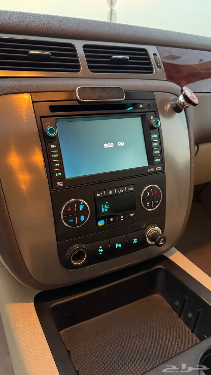 جمس XL يوكن SLT لؤلؤي 2010 10