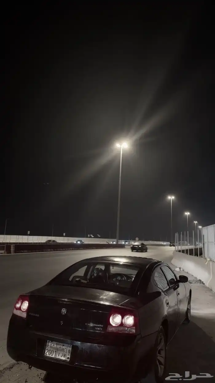 دوج SXT للبيع البيع معى اللوحه 17