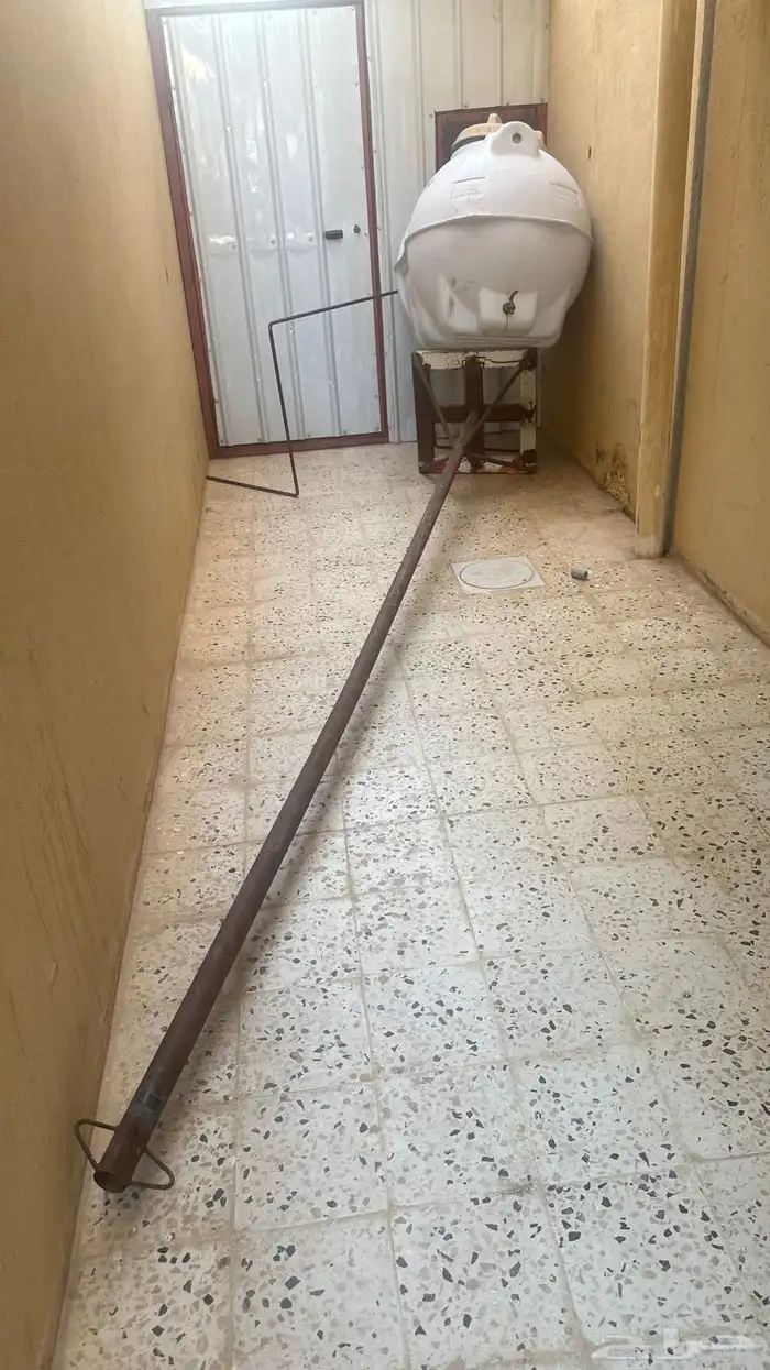 عمود نشره وتنك ماء مع الحنفيه جاهز 0