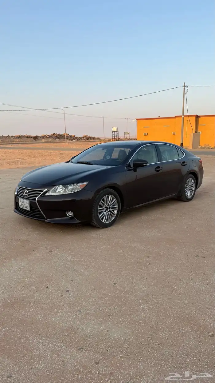 للبيع او للبدل لكزس 2014 0