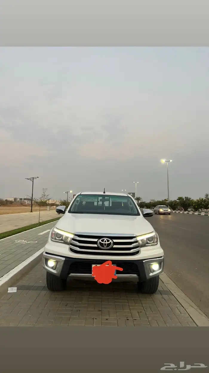 هايلكس للبيع دبل 2018 الممشى 309000 قير عادي بنزيم 1