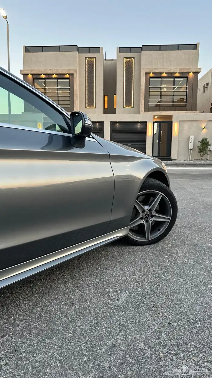 مرسيدس 300 C كوبيه كشف 4MATIC 2018 4