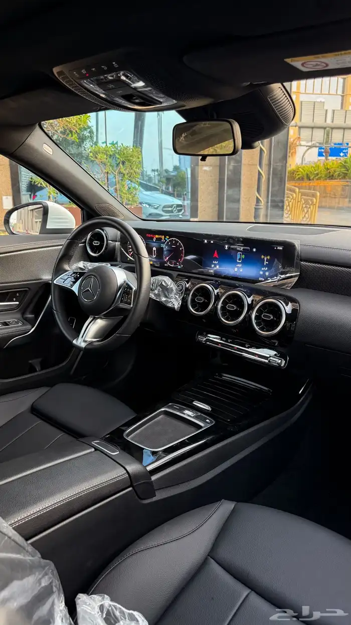 مرسيدس a180 زيرو 2023 11