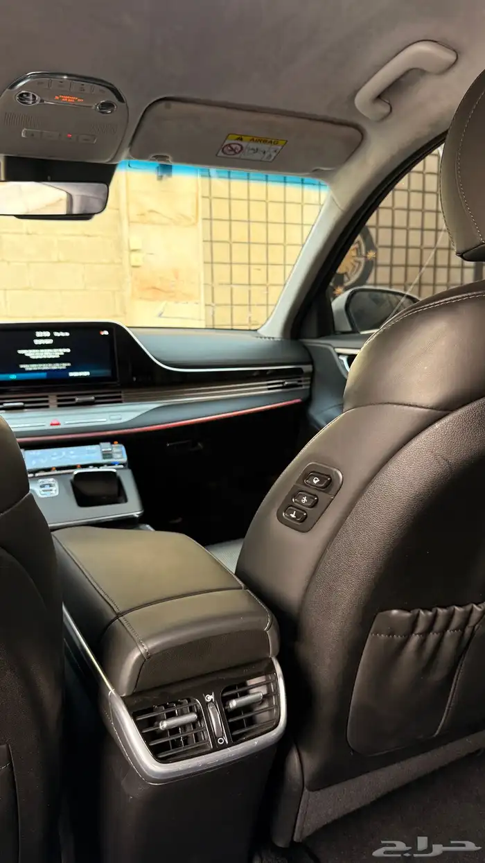 هونداي ازيرا 2020 ( بنزين ) فل كامل بحالة الوكالة 15