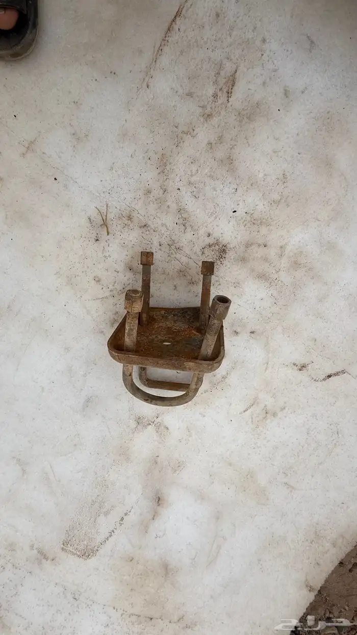 قطع غيار شاص ربع 77 الى 84 مستعمل 75