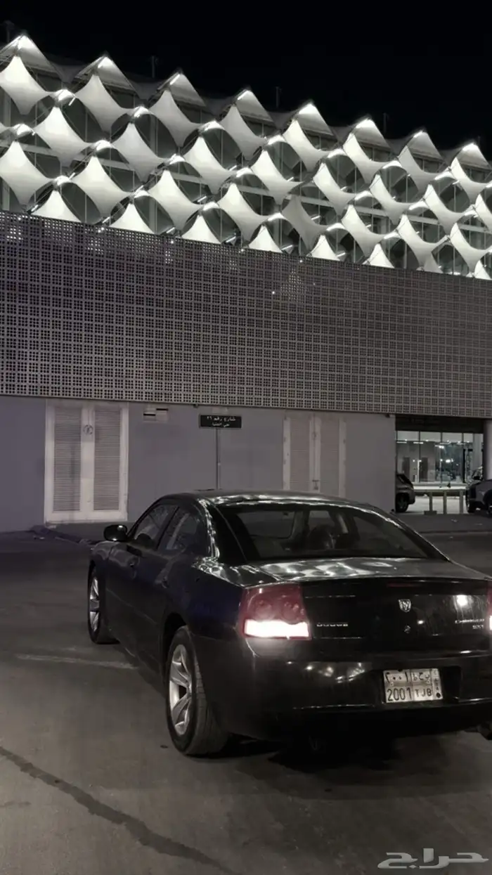 دوج SXT للبيع البيع معى اللوحه 16