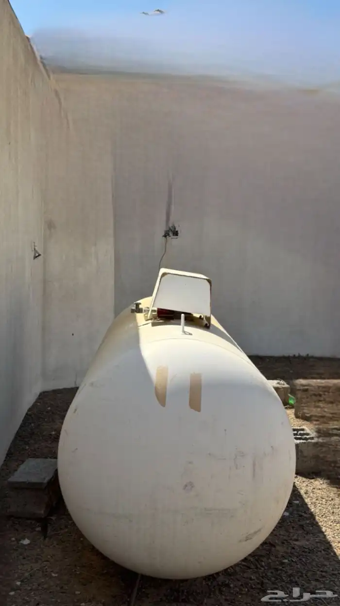 خزان غاز حديد وكل شي موضح في الصورة والبيع مستعجل 3