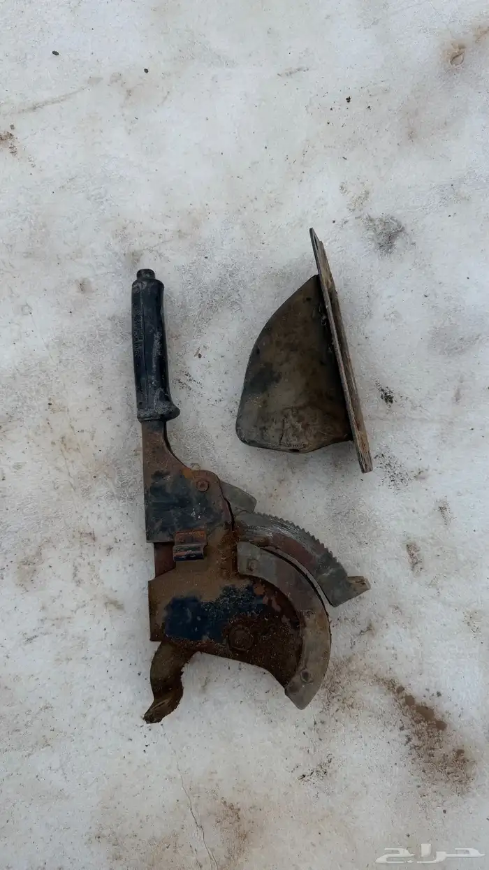 قطع غيار شاص ربع 77 الى 84 مستعمل 44