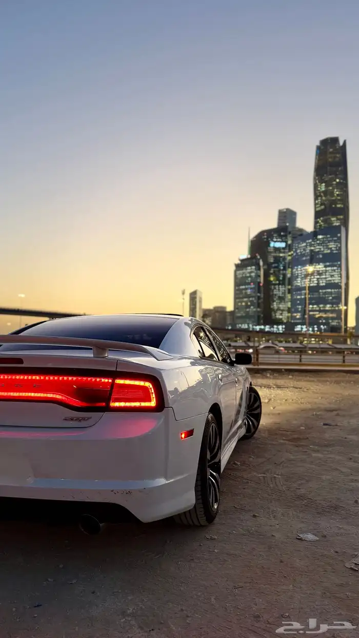 تشارجر RT 2013 كت srt 17