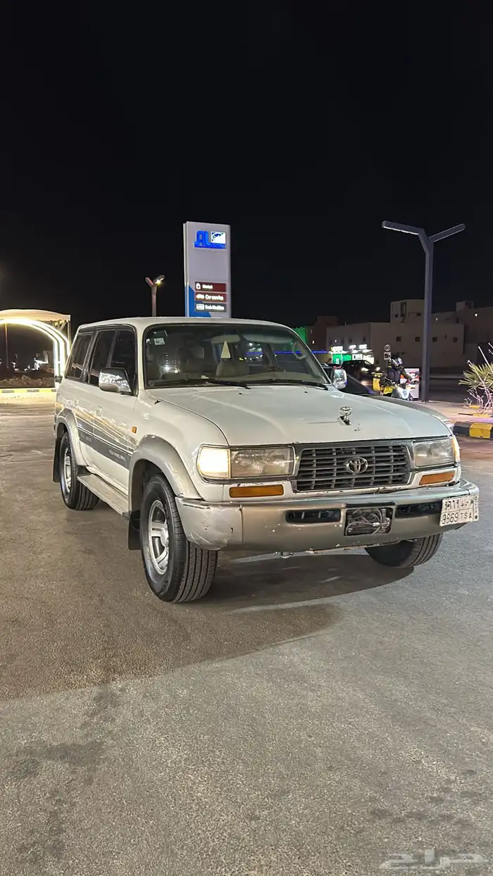 جيب لاندكروزر 2