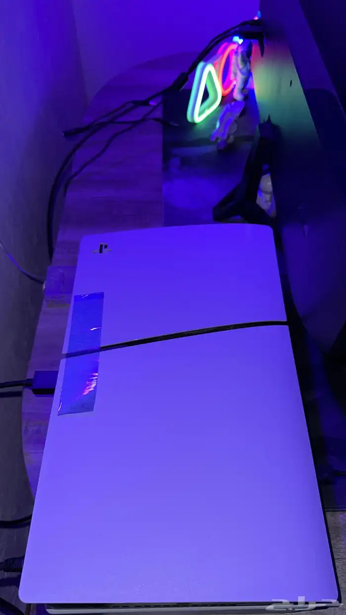 للبيع سوني فايف جديد 0