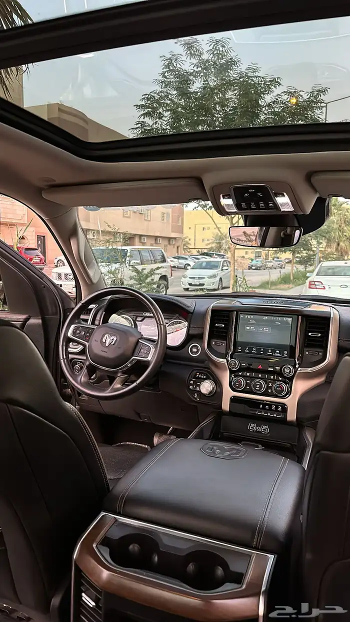 دوج رام لارمي 1500 7